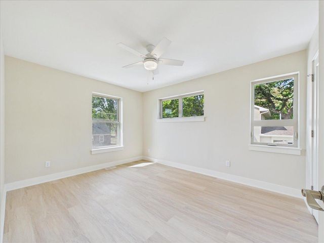 2913 N 4th Street, Minneapolis, MN 55411