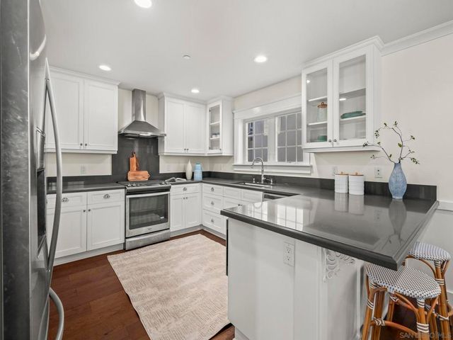 816 F, Coronado, CA 92118