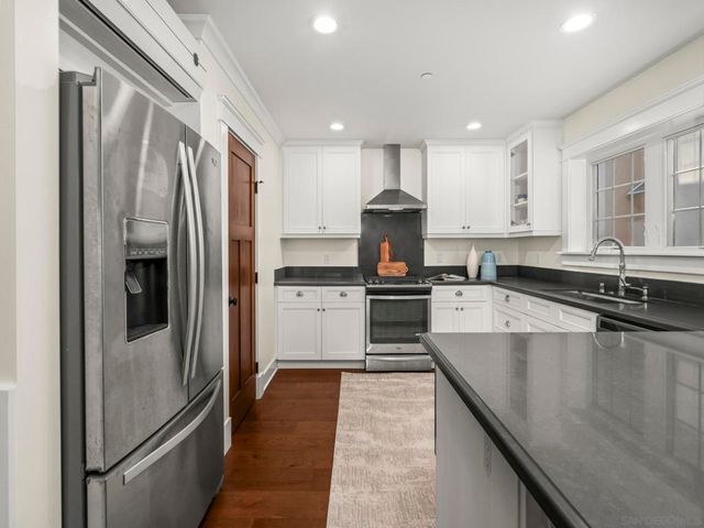 816 F, Coronado, CA 92118