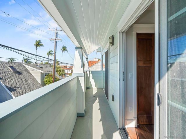 816 F, Coronado, CA 92118