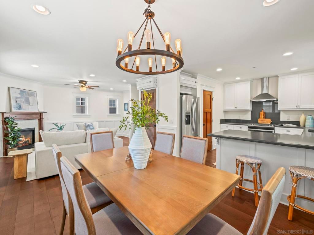 816 F, Coronado, CA 92118