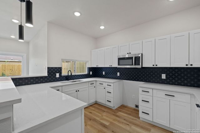 114 packard, San Antonio, TX 78211