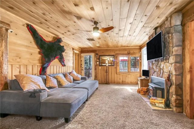 39222 Arapahoe Road, Fawnskin, CA 92333