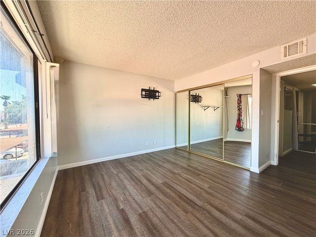 4351 Gannet Circle 162, Las Vegas, NV 89103