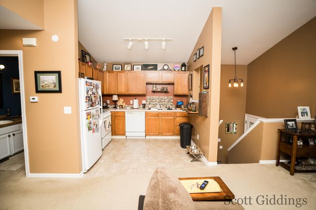 1100 Sprucewood Drive, Greenville, MI 48838