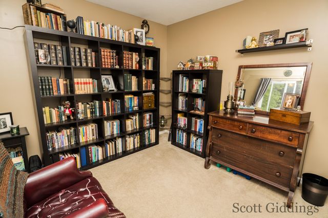 1100 Sprucewood Drive, Greenville, MI 48838