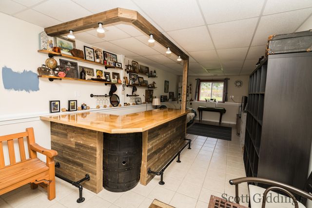 1100 Sprucewood Drive, Greenville, MI 48838