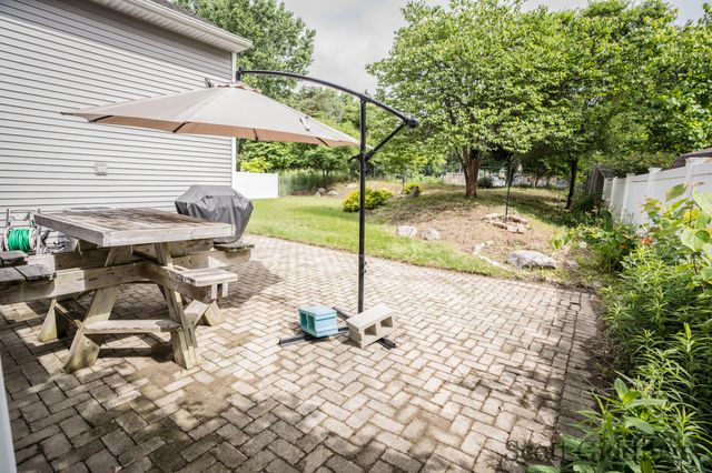 1100 Sprucewood Drive, Greenville, MI 48838