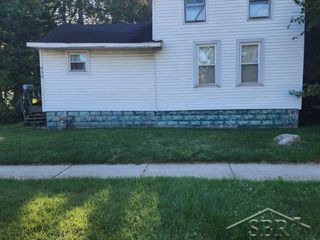 410 5th Street, Three Rivers, MI 49093