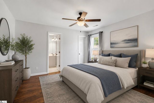 6 Grackle Court, Simpsonville, SC 29680