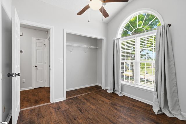 6 Grackle Court, Simpsonville, SC 29680