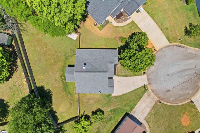 6 Grackle Court, Simpsonville, SC 29680