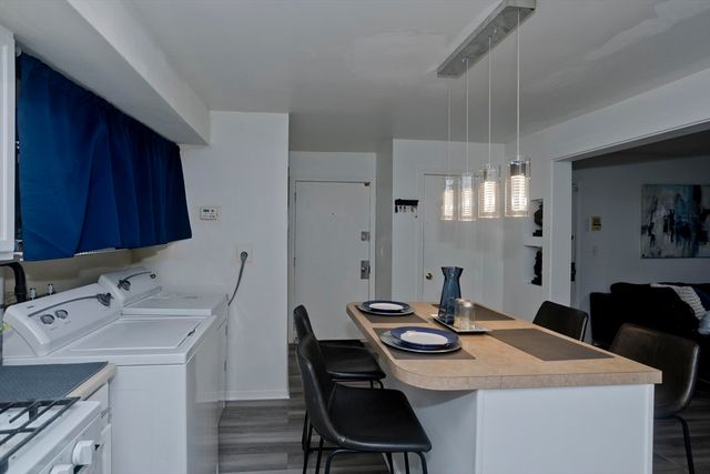 526 3rd St, Fall River, MA 02721