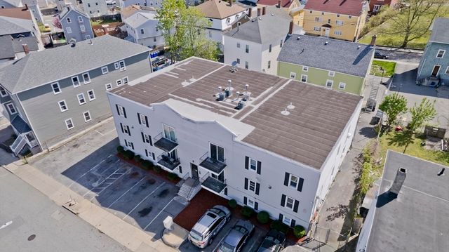 526 3rd St, Fall River, MA 02721