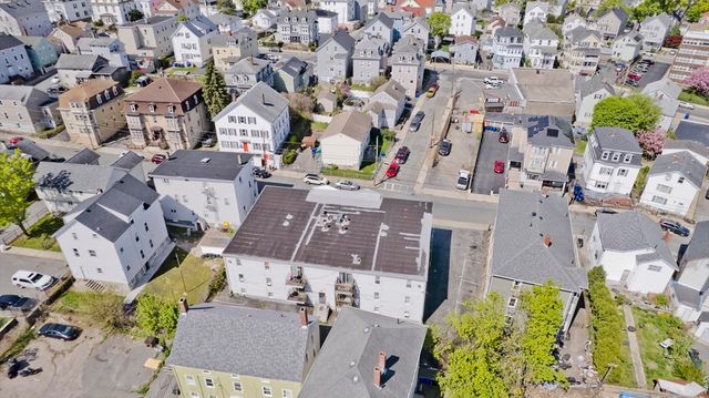 526 3rd St, Fall River, MA 02721