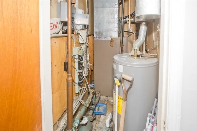 526 3rd St, Fall River, MA 02721