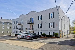526 3rd St, Fall River, MA 02721