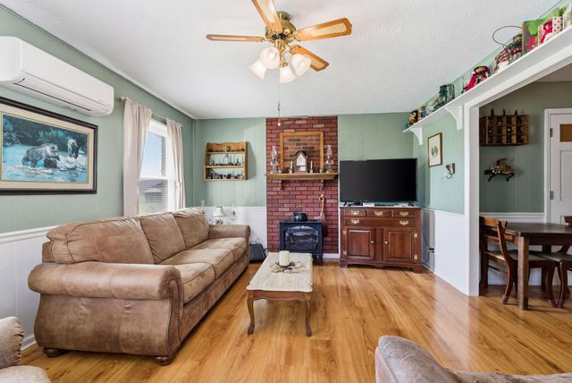 121 Meadow Lark Drive, Crab Orchard, KY 40419