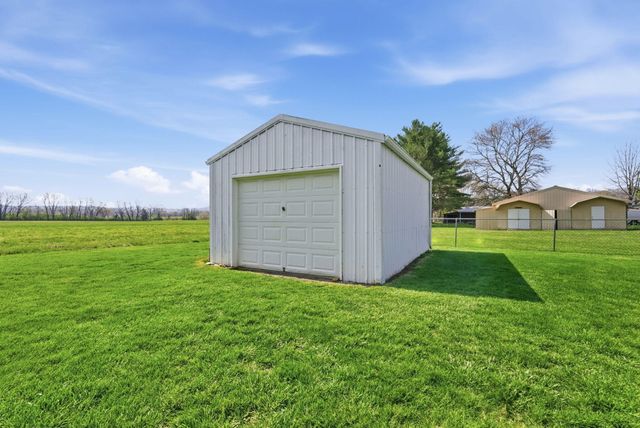 121 Meadow Lark Drive, Crab Orchard, KY 40419