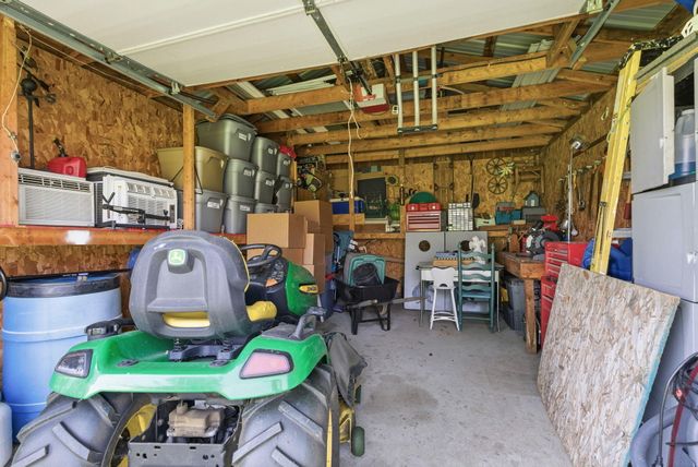 121 Meadow Lark Drive, Crab Orchard, KY 40419