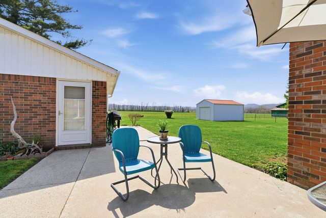 121 Meadow Lark Drive, Crab Orchard, KY 40419
