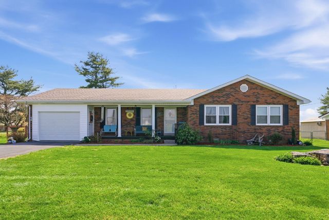 121 Meadow Lark Drive, Crab Orchard, KY 40419