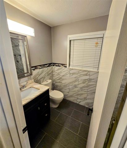 514 Maydelle Lane, Garland, TX 75042