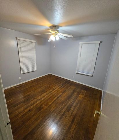 514 Maydelle Lane, Garland, TX 75042