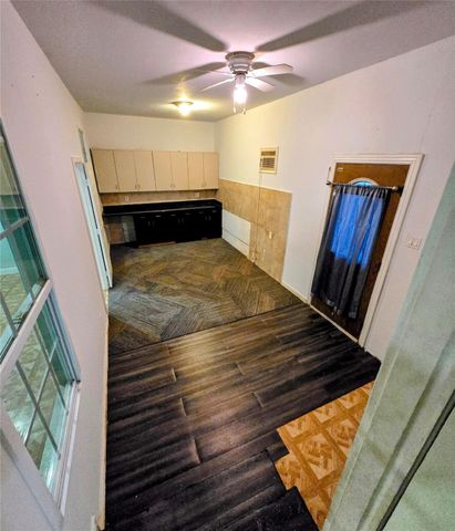 514 Maydelle Lane, Garland, TX 75042