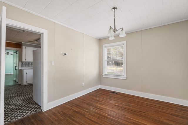 301 S 24th Ave., Hattiesburg, MS 39401