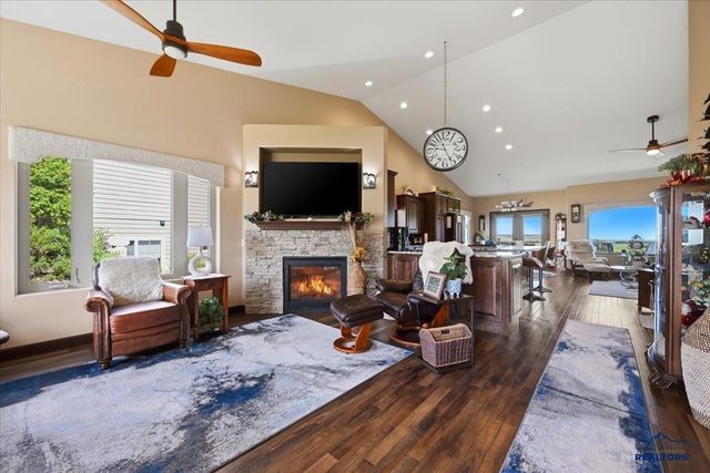 8040 BROOKS LOOP, Spearfish, SD 57783