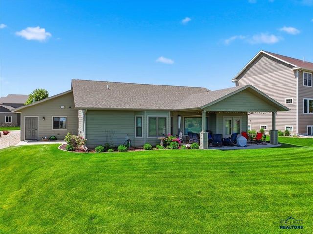 8040 BROOKS LOOP, Spearfish, SD 57783