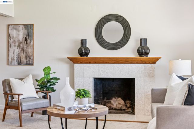 7289 Sheffield Ln, Dublin, CA 94568