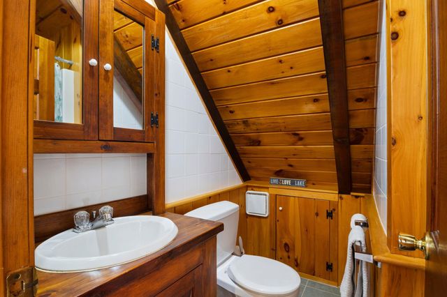325 Concord Lane, Wakefield, NH 03830