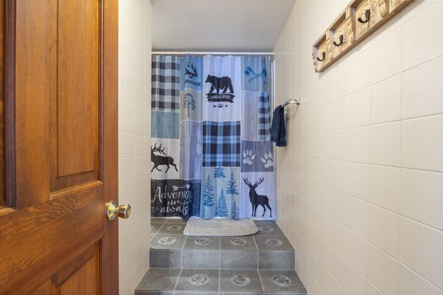 325 Concord Lane, Wakefield, NH 03830