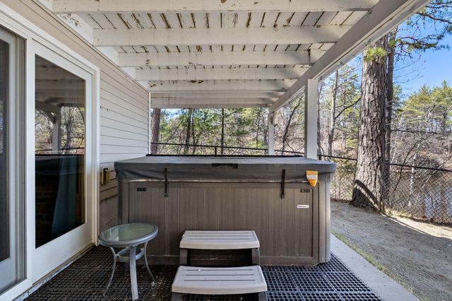 325 Concord Lane, Wakefield, NH 03830