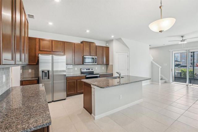 4304 CLOUD HOPPER WAY, Lutz, FL 33559