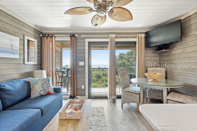 40 Folly Field Rd Apt C330, Hilton Head Island, SC 29928