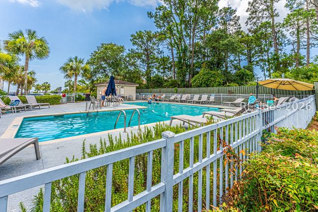 40 Folly Field Rd Apt C330, Hilton Head Island, SC 29928