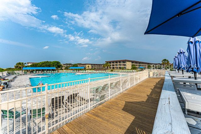 40 Folly Field Rd Apt C330, Hilton Head Island, SC 29928