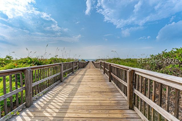 40 Folly Field Rd Apt C330, Hilton Head Island, SC 29928