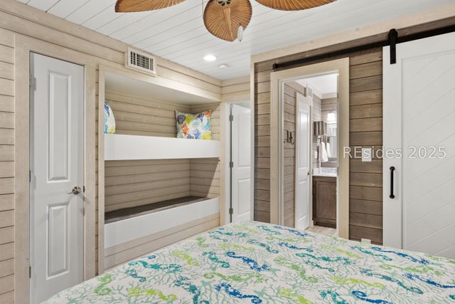 40 Folly Field Rd Apt C330, Hilton Head Island, SC 29928