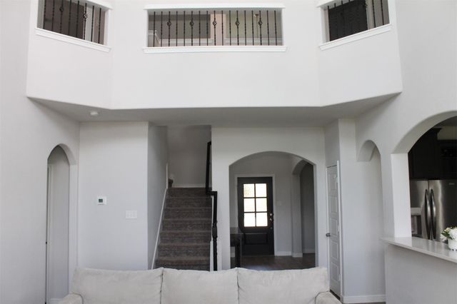 302 Lake Line Drive, Alvin, TX 77511
