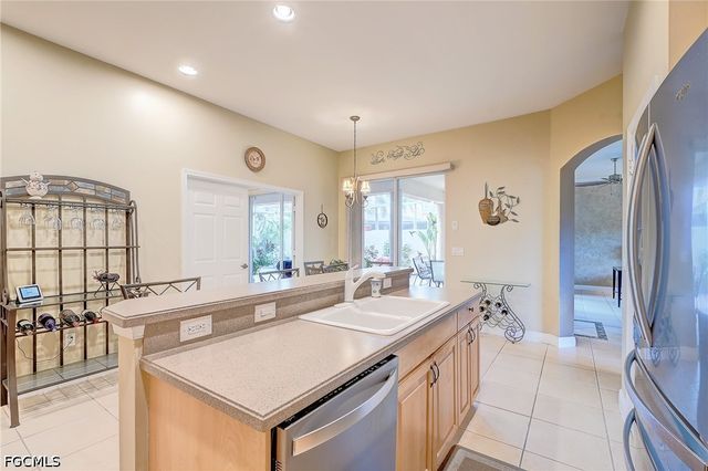 13921 Bently CIR, Fort Myers, FL 33912