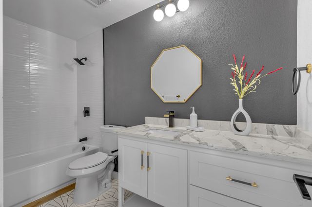 2240 Tarpley Road 423, Carrollton, TX 75006