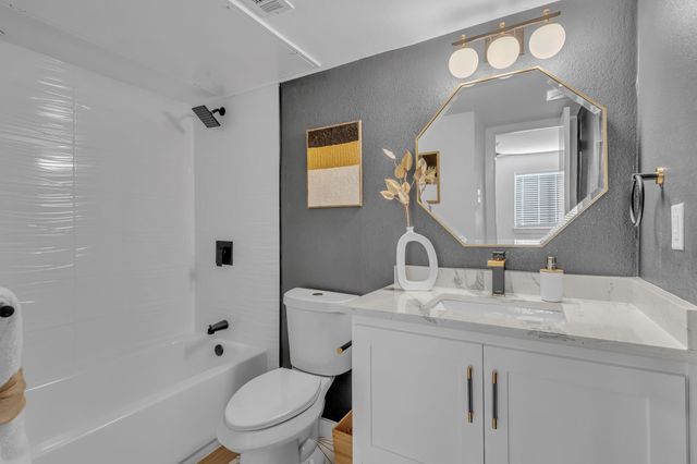 2240 Tarpley Road 423, Carrollton, TX 75006