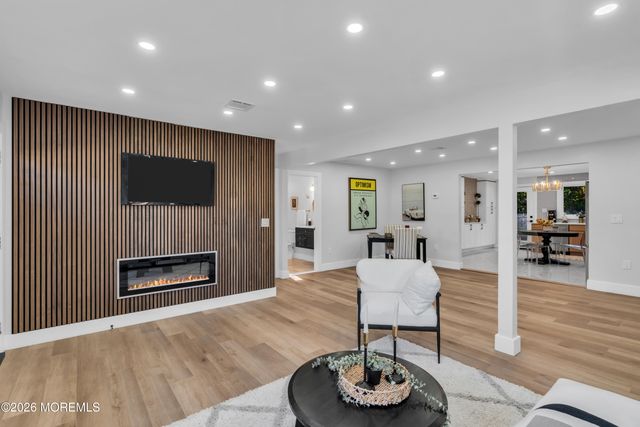 18 Anchorage Boulevard, Bayville, NJ 08721