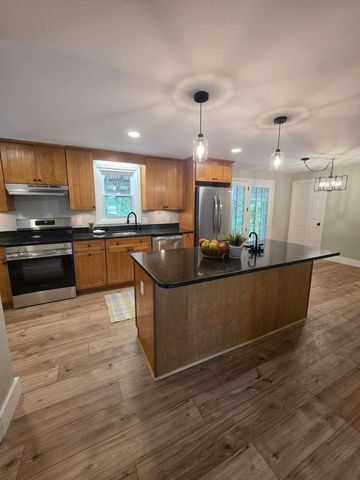 11 Horse Pasture Lane, Thornton, NH 03285