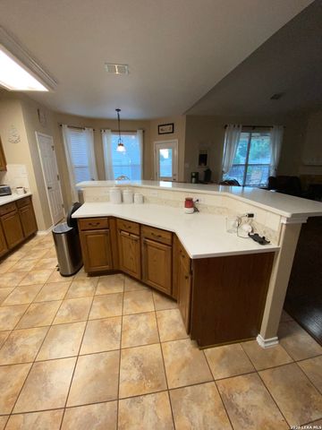 318 Perch Mdw, San Antonio, TX 78253