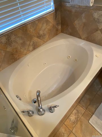 318 Perch Mdw, San Antonio, TX 78253